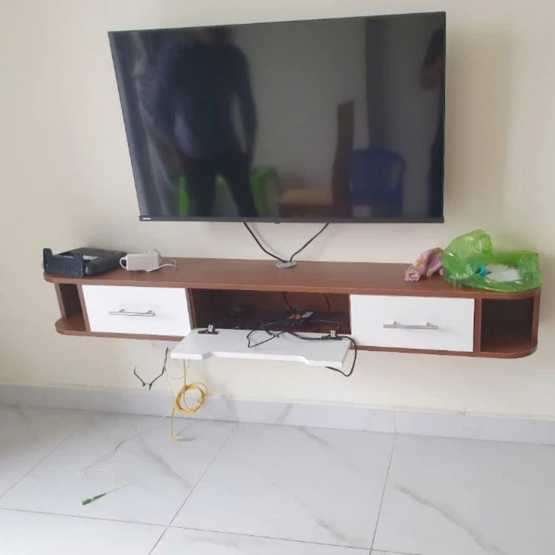 kệ tivi treo tường